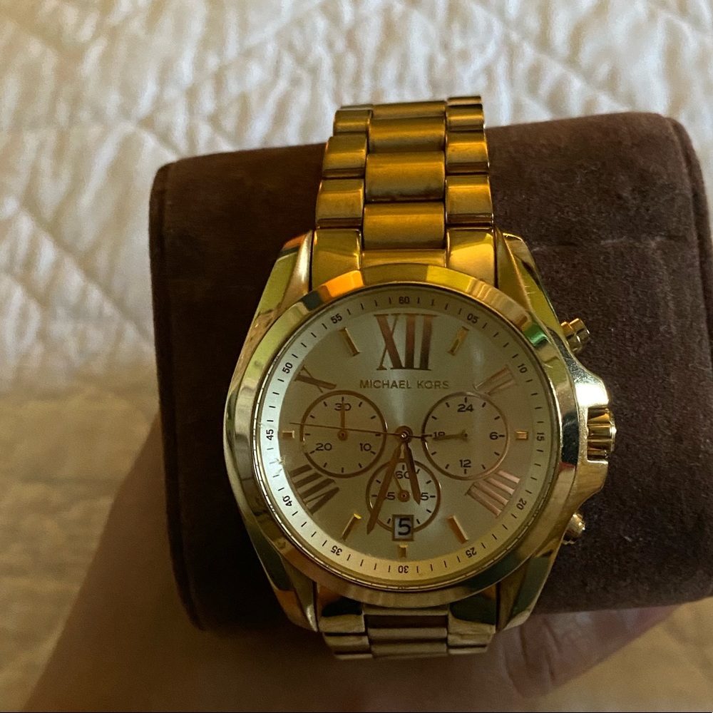 Beautiful MK gold watch perfect for a holiday gift